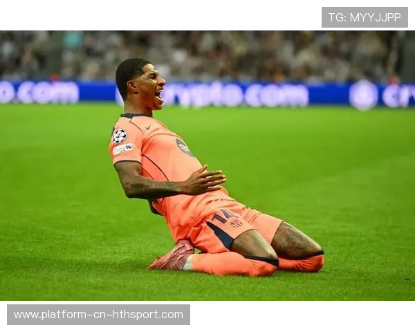 巴萨后卫3分钟梅开二度，欧冠逆转逼近前八