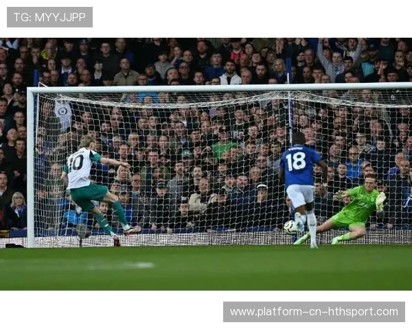 加纳中前场衔接流畅,多名球员迎来巅峰期